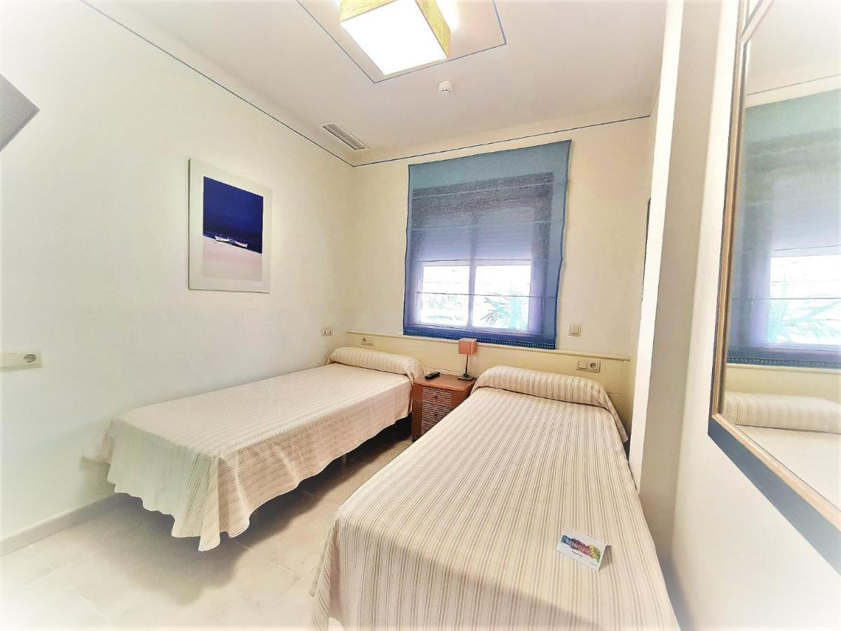 Standard Single Room,1142087722:JPEG